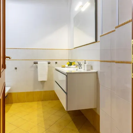 Apartman Ripresa 117 *